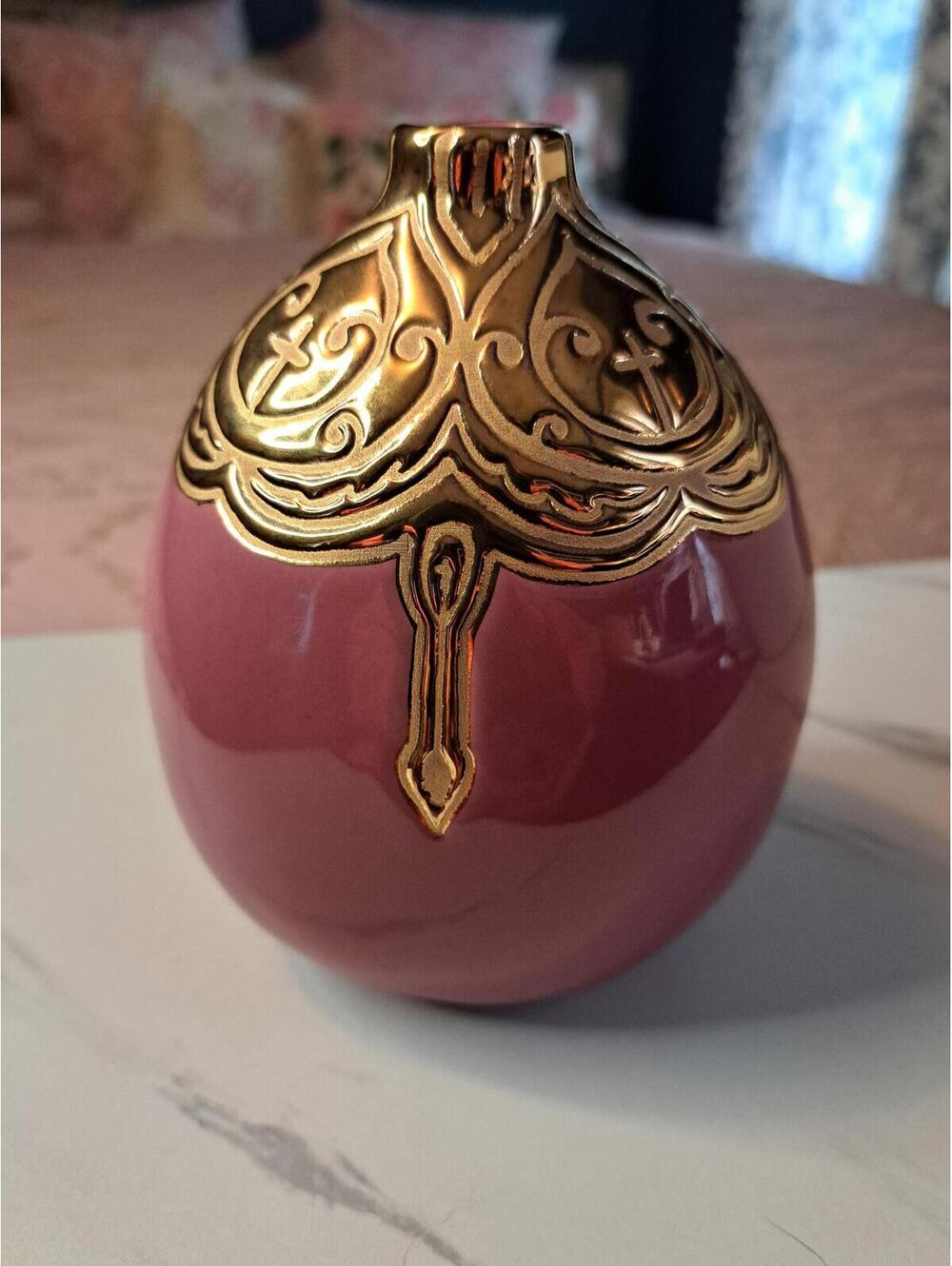 Vintage Hollywood Regency Pink Ceramic Gold Enamel Bud Vase